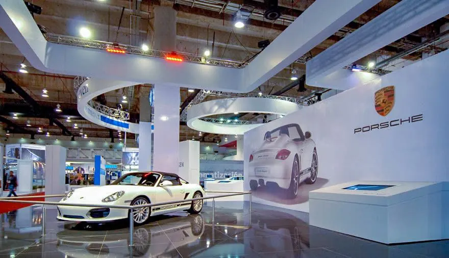 Espacio de exhibición — Porsche